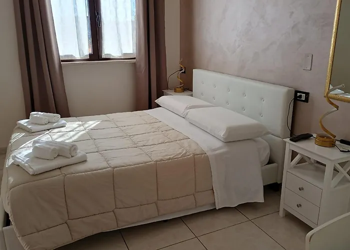 La Ninfa Del Affittacamere Lesina